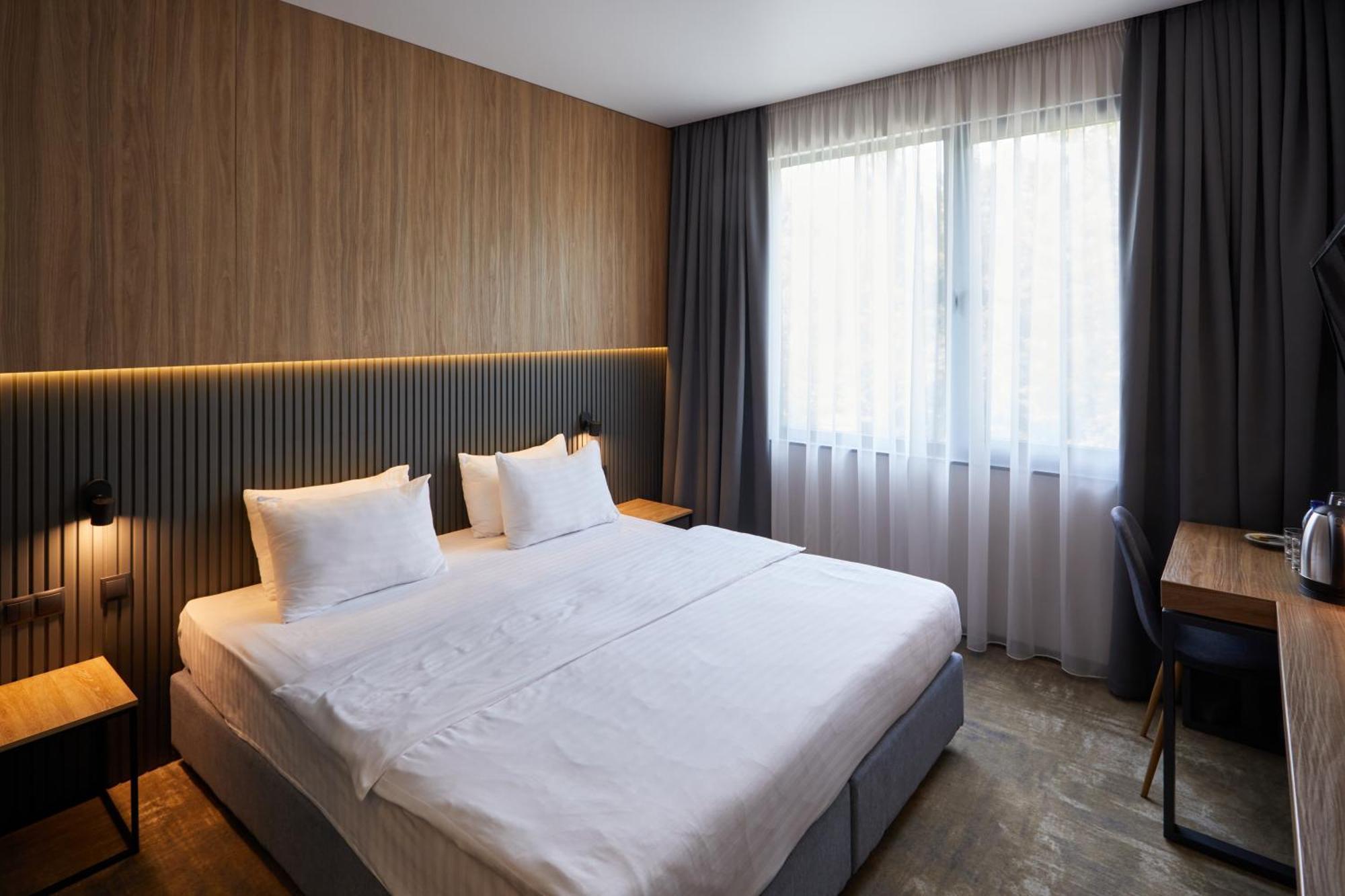 Hotel Fregat Kyiv Exterior photo